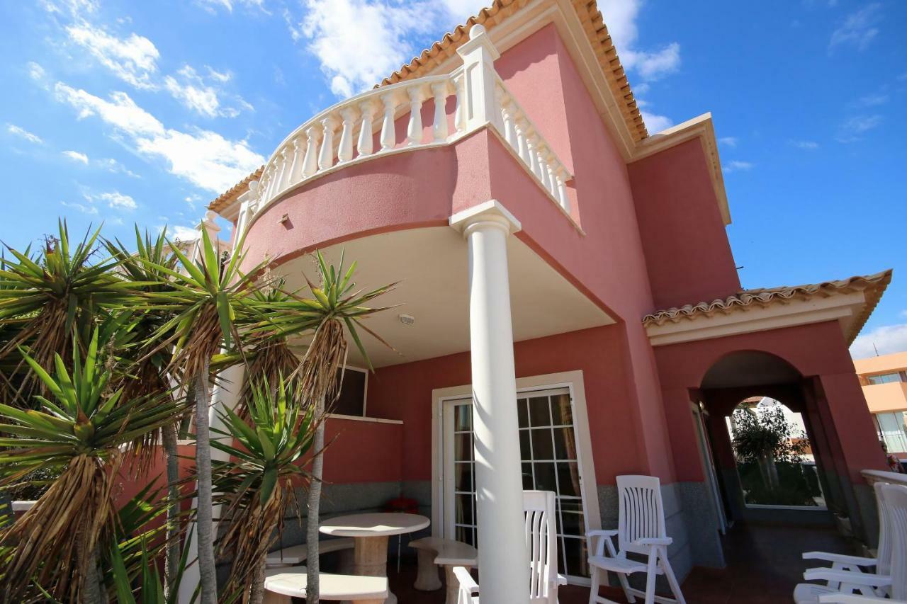 Las Dunas 2 By Rentmedano Pretty 2 Bedroom Villa, Ocean Views, Pool And Wifi El Medano  Exterior photo