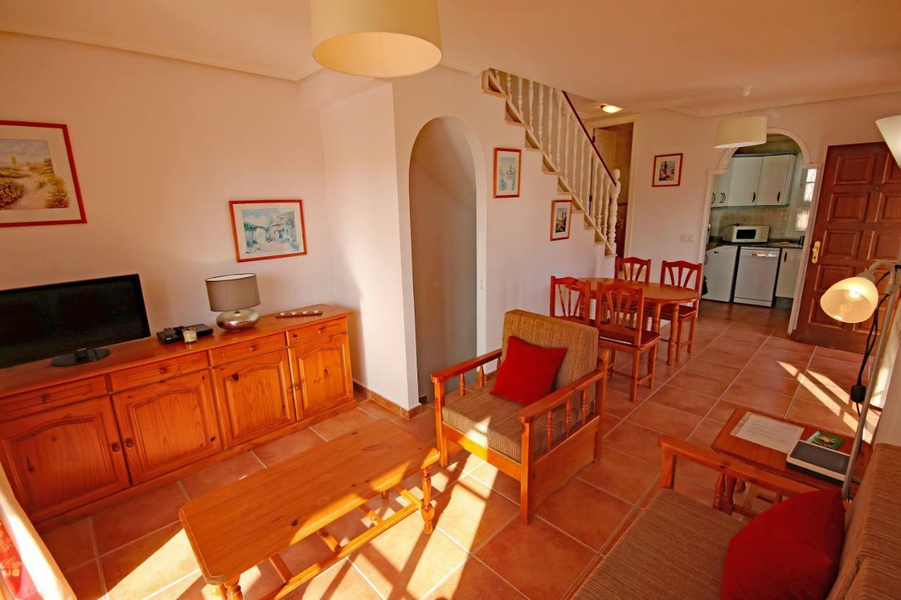 Las Dunas 2 By Rentmedano Pretty 2 Bedroom Villa, Ocean Views, Pool And Wifi El Medano  Exterior photo